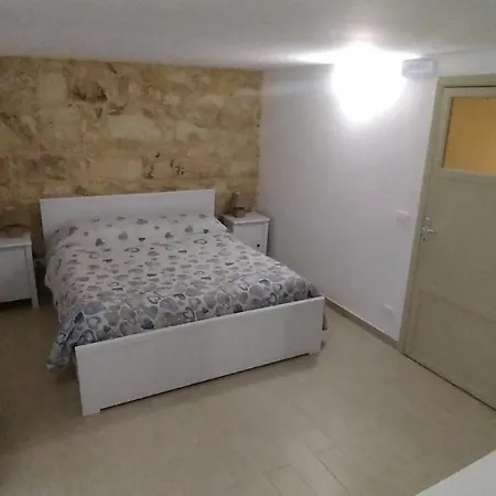La Casetta A *